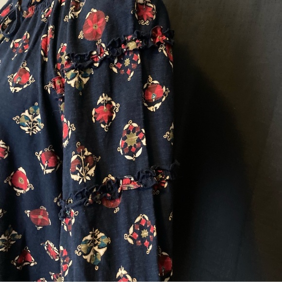 Wonderly 100% Cotton Long Sleeved Knit Blouse in Navy with Floral Design - Picture 3 of 9